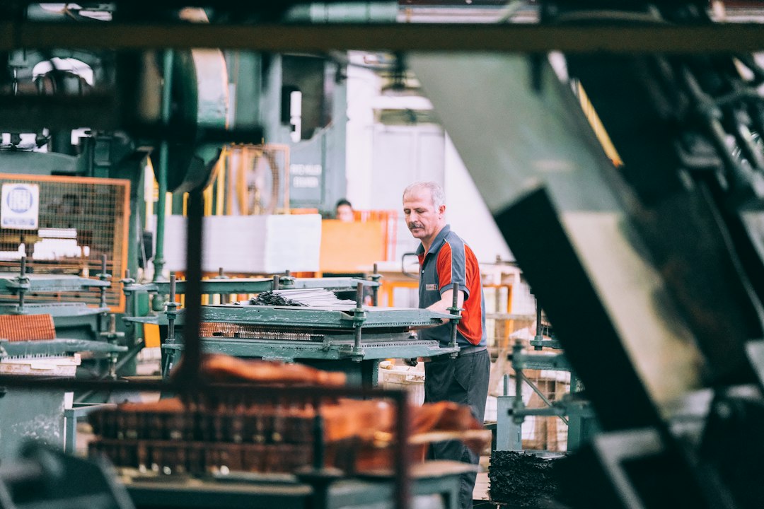Industrielle Fertigung und Produktionsprozesse